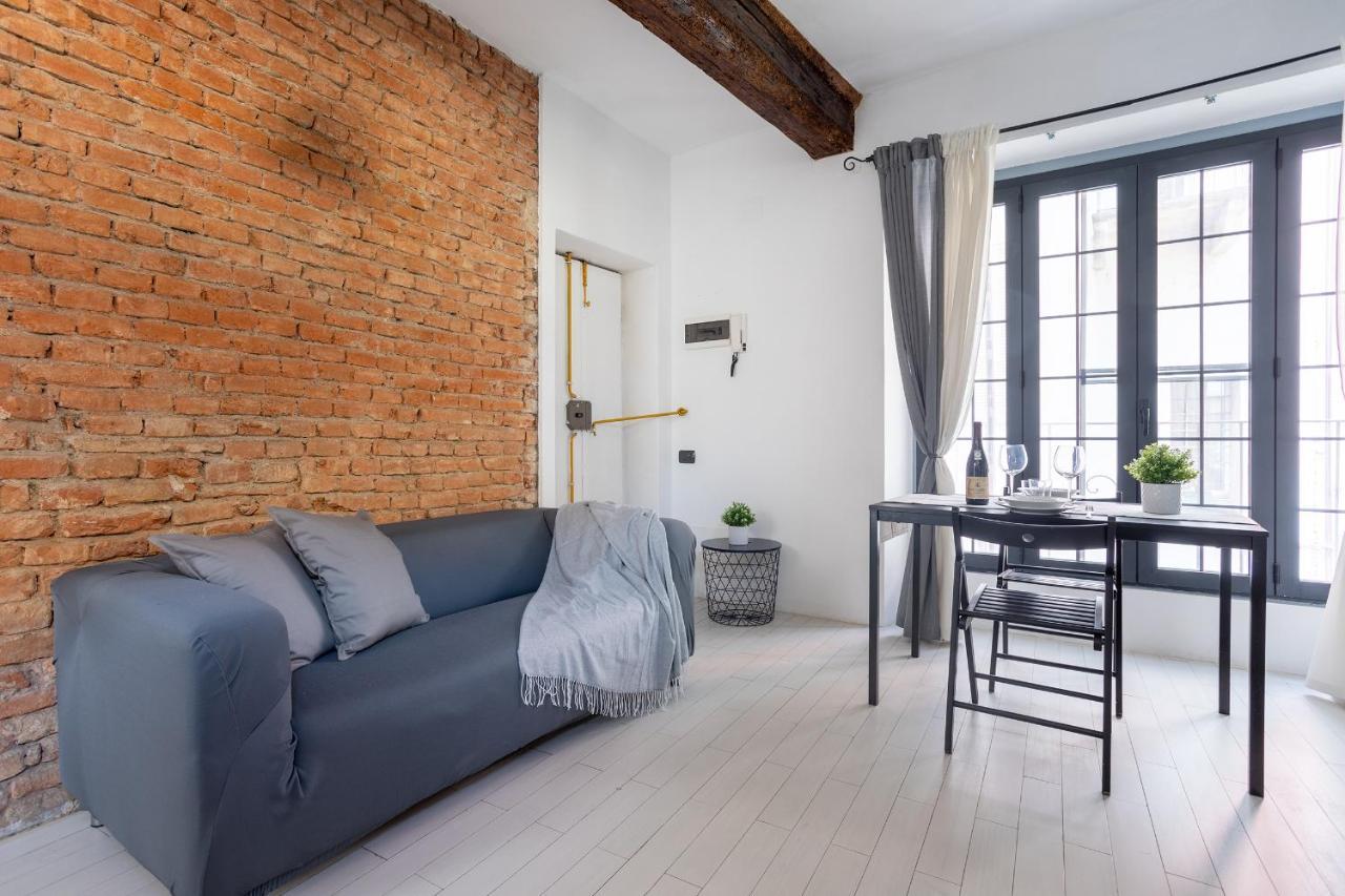 Centro Storico • Wi-Fi, Netflix E Terrazzo Apartment ปาเวีย ภายนอก รูปภาพ