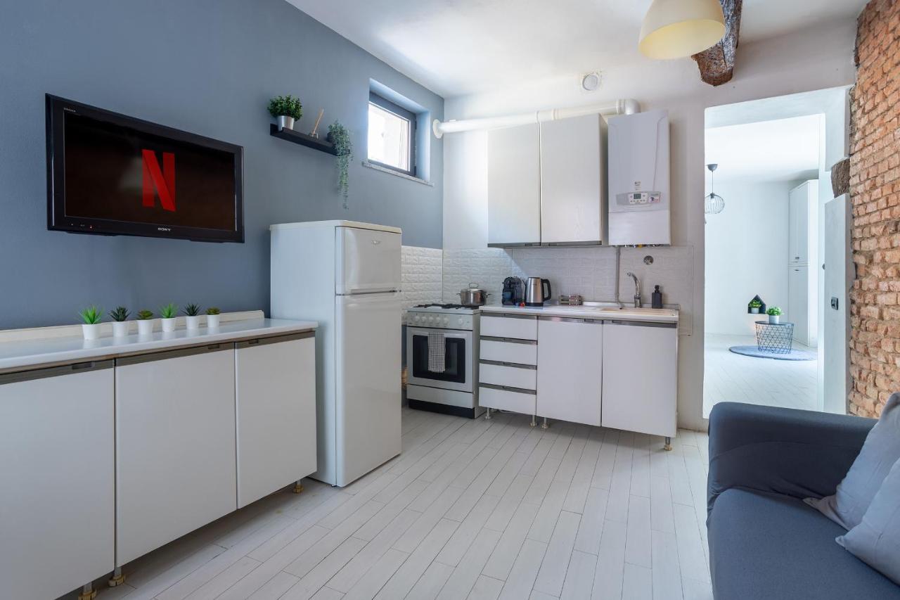 Centro Storico • Wi-Fi, Netflix E Terrazzo Apartment ปาเวีย ภายนอก รูปภาพ